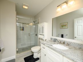 203 Middle St 5, Weymouth MA 02189