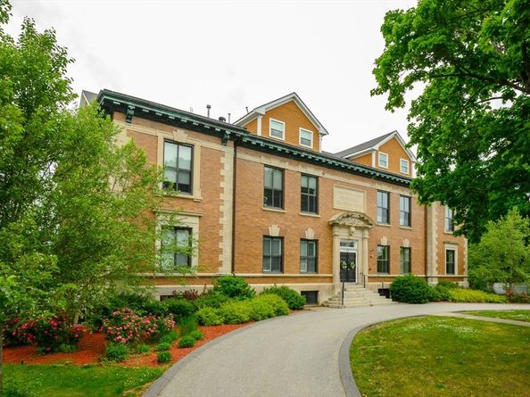 203 Middle St 5, Weymouth MA 02189