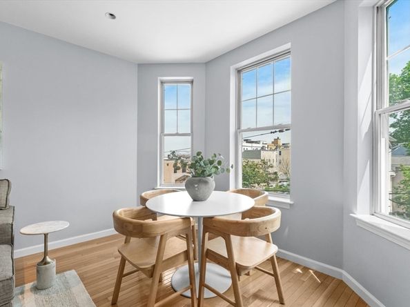 190 F St 6, Boston MA 02127