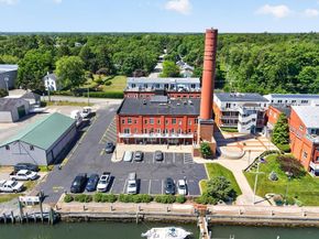 45 Main St 37, Wareham MA 02571
