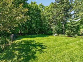 12 Middle St, Lexington MA 02421