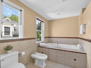 12 Middle St, Lexington MA 02421