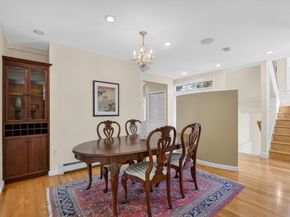 12 Middle St, Lexington MA 02421
