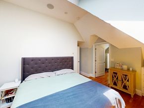 47 Harvest St 3, Boston MA 02125