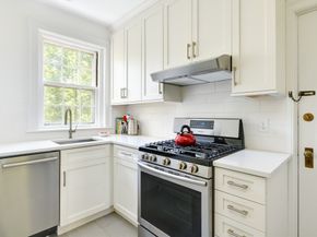 41 Bowdoin Street 28, Cambridge MA 02138
