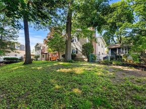 12 Catherine Dr, Peabody MA 01960