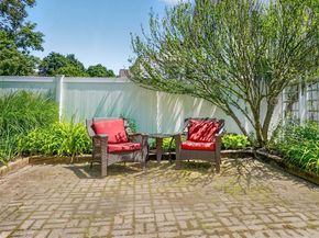 79 Baxter St, Melrose MA 02176