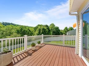 15 Old Farm Rd, Spencer MA 01562