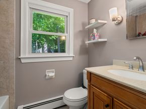 9 Abbot St, Westford MA 01886