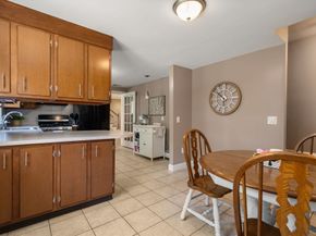 9 Abbot St, Westford MA 01886