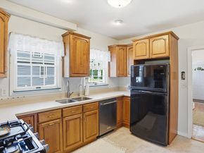 47 Bingham Ave, Dedham MA 02026