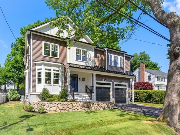 93 Hathaway Circle, Arlington MA 02476