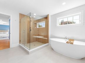 93 Hathaway Circle, Arlington MA 02476