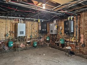 10 Learned St, Framingham MA 01702