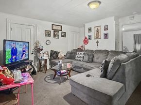 10 Learned St, Framingham MA 01702