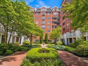 11 Church St 111, Salem MA 01970