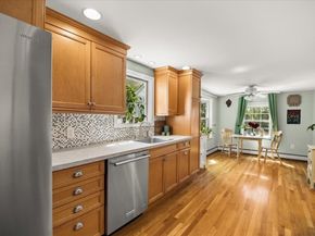 39 Everett St, Marshfield MA 02050