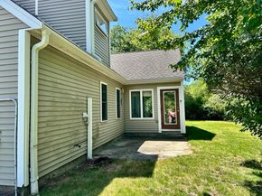 169 Park Ave W, Weymouth MA 02190