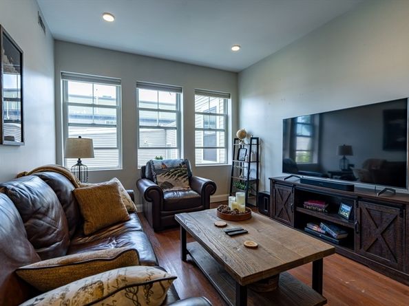 170 W Broadway 305, Boston MA 02127