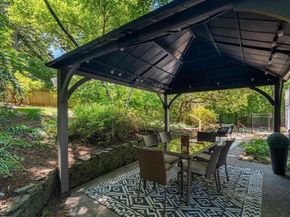 25 Chestnut Hill Rd, Newton MA 02467