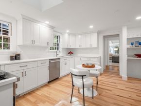 25 Chestnut Hill Rd, Newton MA 02467