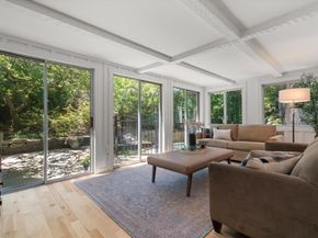 25 Chestnut Hill Rd, Newton MA 02467