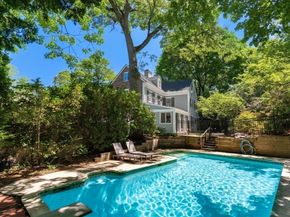 25 Chestnut Hill Rd, Newton MA 02467