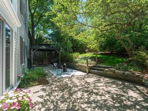 25 Chestnut Hill Rd, Newton MA 02467