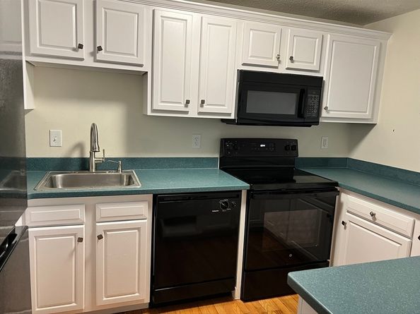 20 Abbey Rd 306, Leominster MA 01453