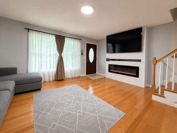 16 Parker St 16, Quincy MA 02169