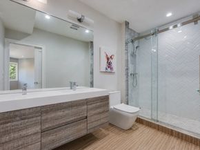 84 Westbourne Terrace 84, Brookline MA 02446