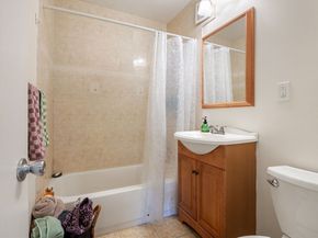 2 Larose Pl 10, Boston MA 02135