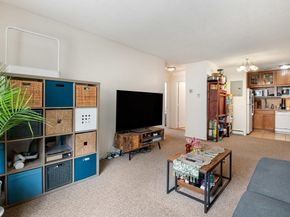 2 Larose Pl 10, Boston MA 02135