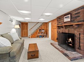 27 Colrain Rd, Topsfield MA 01983