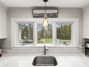 27 Colrain Rd, Topsfield MA 01983