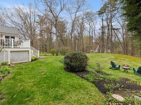 27 Colrain Rd, Topsfield MA 01983