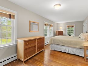 27 Colrain Rd, Topsfield MA 01983