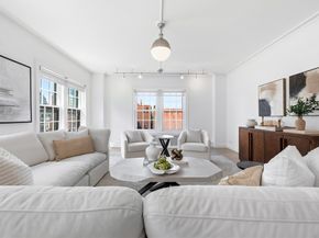 90 Commonwealth Ave 22, Boston MA 02116