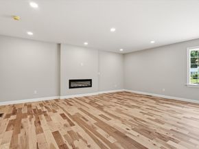 765 Massachusetts Ave 1, Lunenburg MA 01462