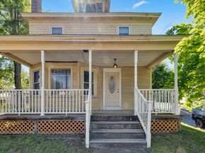 251 Boutelle St, Fitchburg MA 01420
