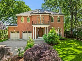 129 Rangeley Rd, Brookline MA 02467