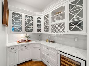 129 Rangeley Rd, Brookline MA 02467