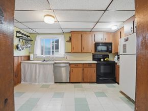 48 Sherman St, Brockton MA 02302
