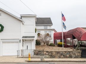 11 Linden Street, Reading MA 01867