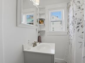 201 West St, Leominster MA 01453