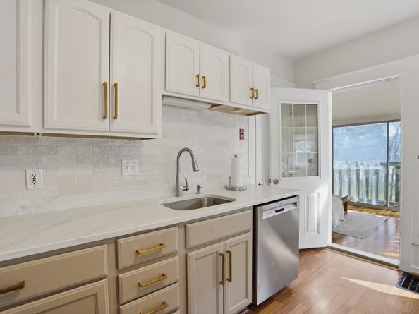 201 West St, Leominster MA 01453