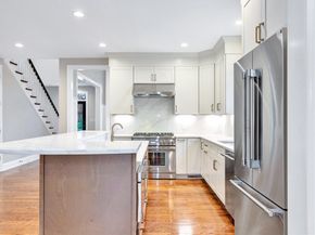 Unit 5 Powder House Lane 5, Walpole MA 02032