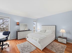60 Brackett Pl D, Marblehead MA 01945