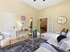 271 Dartmouth 1F, Boston MA 02116