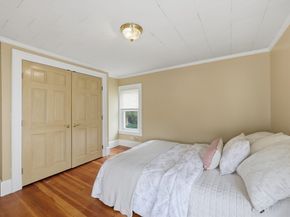 28 School St, Leominster MA 01453